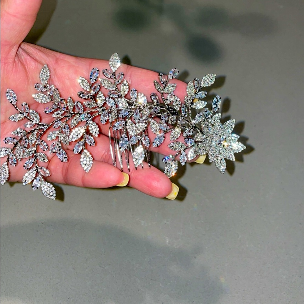 Bridal Style Boutique Crystal Jewel hair piece